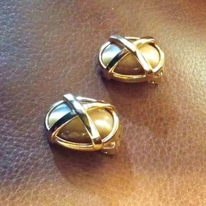 Vintage clip on cat's eye earrings
